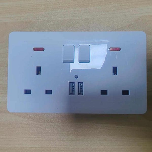 Home EU US Socket Light Wall Socket 220V 15A Electrical Socket Wall