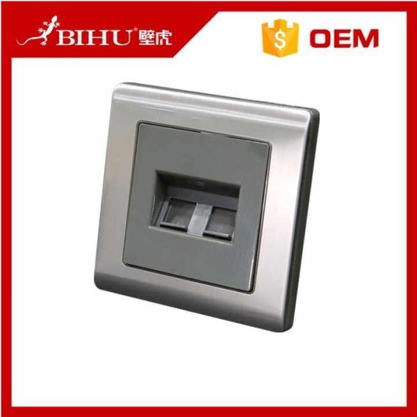 Italy Hot Sale Eu Wall Socket with Usb EU Uk Standard Light Switch