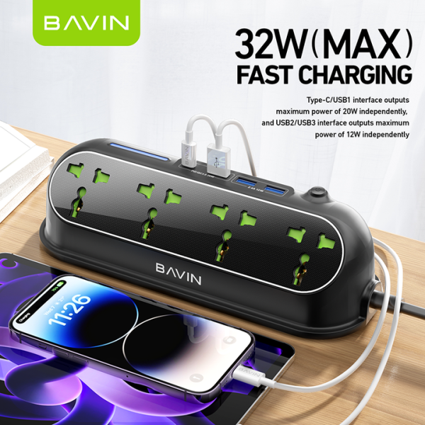 Universal EU Plug Surge Protection Desktop Multi Functional Power Strip Extension Socket With 4 USB Ports 4 Power Outlets