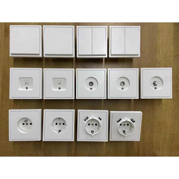 PC Matte Texture Skin Feeling Plate Europe British USB C Outlet 1 Gang 2 Gang 10A Wall Light Switches and Electric Socket