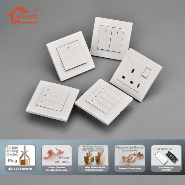 Popular Light Switch Socket Wall Basic Middle Panel Socket Electric Switch Uk Standard