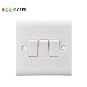 Modern British Standard Mould White Color Electric Power 3 Gang 1 Way Wall Light Switch For House Office Use