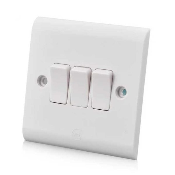 Modern British Standard Mould White Color Electric Power 3 Gang 1 Way Wall Light Switch For House Office Use